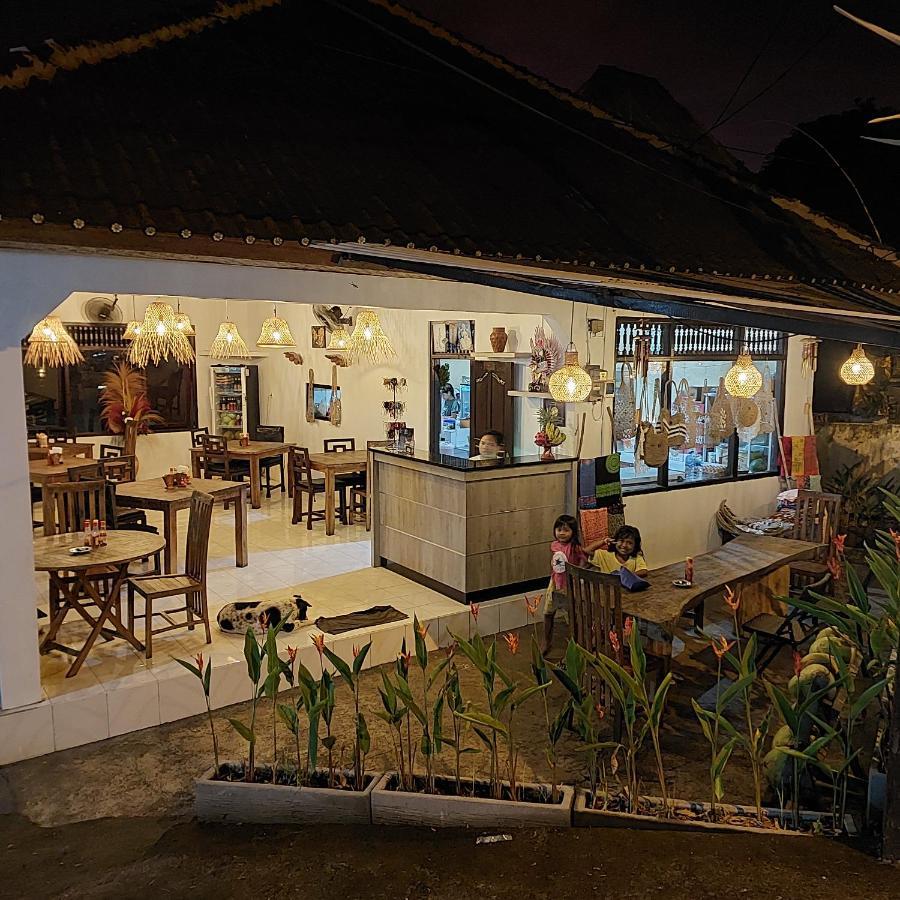 Padang-Padang Sari Homestay ウルワツ エクステリア 写真