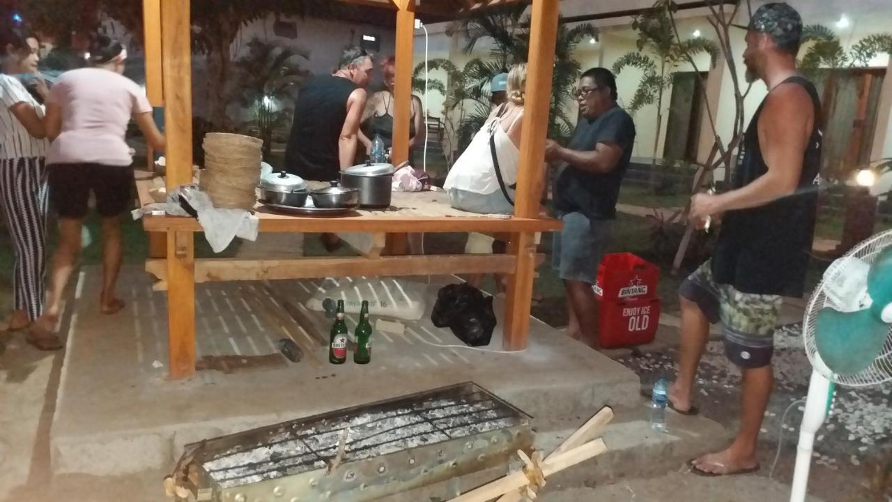 Padang-Padang Sari Homestay ウルワツ エクステリア 写真